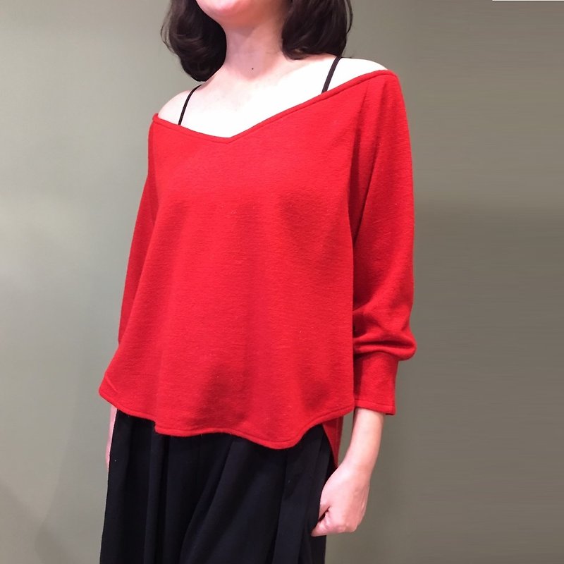Top Red off-the-shoulder design sweater - สเวตเตอร์ผู้หญิง - ขนแกะ สีแดง