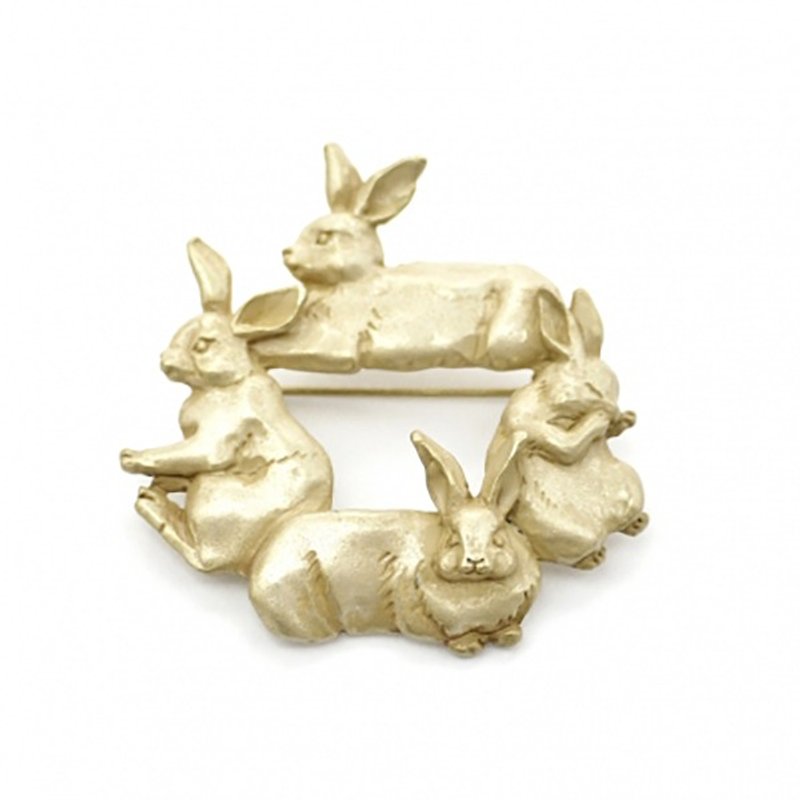 Rabbit House Brooch rabbit hut / pin brooch PB085 - Brooches - Other Metals Gold