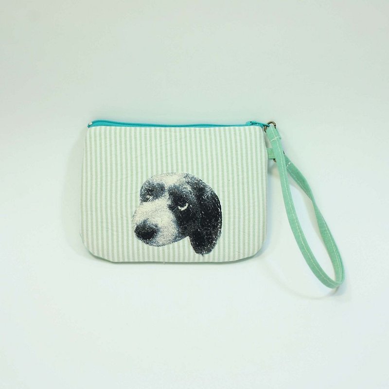 Embroidery handle coin purse 03-dog - กระเป๋าใส่เหรียญ - ผ้าฝ้าย/ผ้าลินิน สีเขียว
