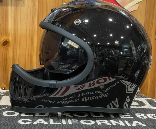 台湾製フルフェイスヘルメットM2スターブラックマウンテンバイク 台湾製フルフェイスヘルメットM2スターブラックマウンテンバイク