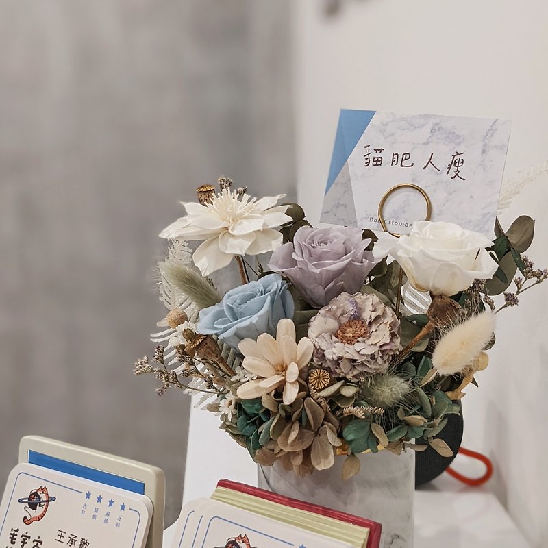 Opening flower ceremony / texture blue gray - Dried Flowers & Bouquets - Plants & Flowers Blue