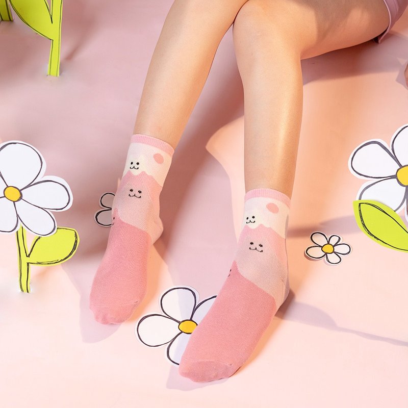 【Mount Fuji Fenfen Meow】Full version of mid-tube socks I Taiwan original design socks / Z0010 - ถุงเท้า - ผ้าฝ้าย/ผ้าลินิน สึชมพู