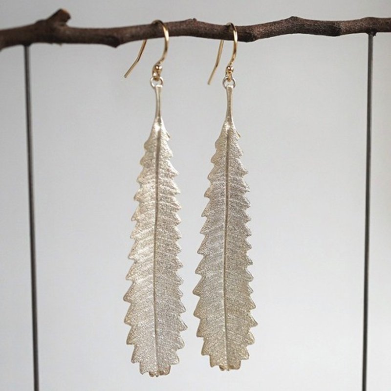 Banksia leaf earrings {EP055SV} - 耳環/耳夾/耳骨夾 - 其他金屬 
