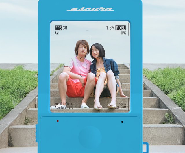 10%OFF and 送料無料】InstantSnap ブルー カメラ + SDカード | Pinkoi