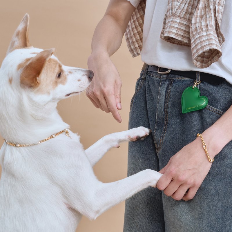 Heart Vegan Leather Multifunctional Charm - พวงกุญแจ - เครื่องประดับพลอย สีเหลือง