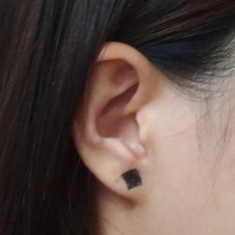 【Fantasy】Geometric black squares【Pseudo】Earrings/earrings 2.0 - ต่างหู - วัสดุอื่นๆ สีดำ