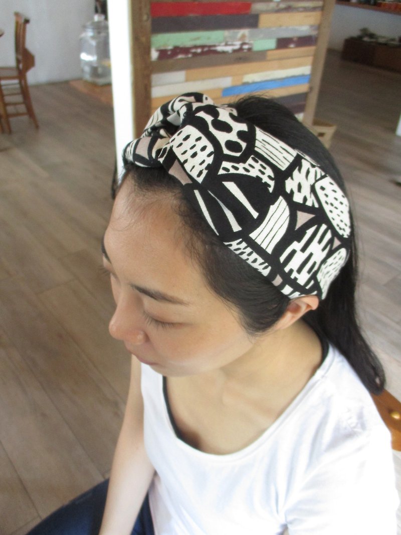 Cross hair band (elastic handwork) - abstract mushroom - Hair Accessories - Cotton & Hemp Black