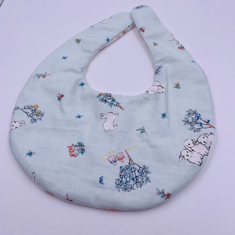 Light green forest rabbit bib double gauze saliva towel full moon ceremony - Bibs - Cotton & Hemp Pink