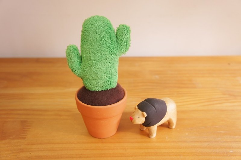 Hand made plant cactus small potted plant - ตกแต่งต้นไม้ - ผ้าฝ้าย/ผ้าลินิน สีเขียว