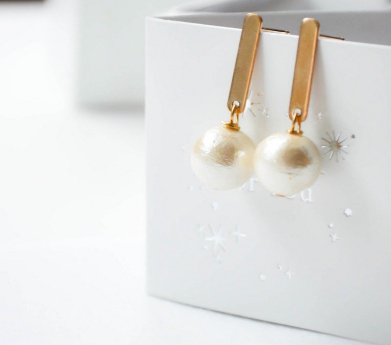earrings/14KGF cotton pearl bar pierces/可愛 耳环 珍珠 - 耳環/耳夾 - 其他金屬 金色