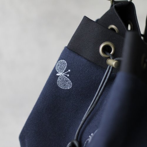 mina perhonen ドローストリングバッグ choucho navy バッグ 斜背包