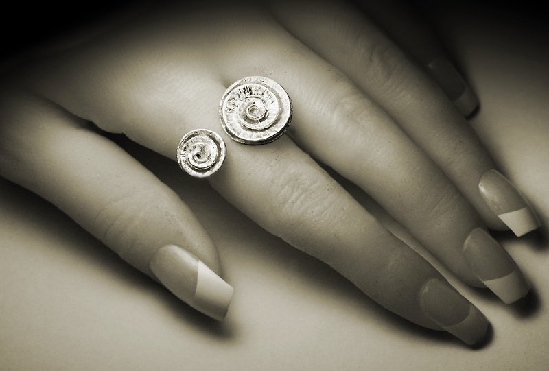 抽象圓花朵開口戒指 - 戒指 - 其他金屬 銀色