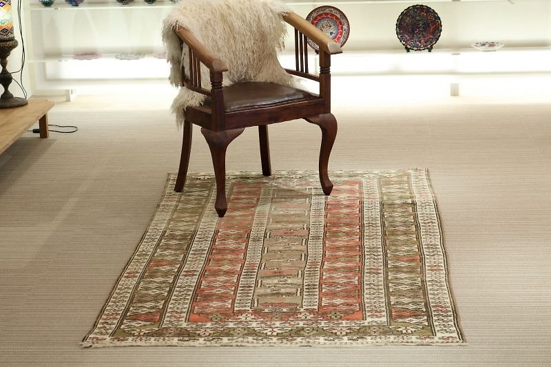 Hand woven carpet natural rug traditional design Turkey 212×119cm - 毛布・かけ布団 - その他の素材 カーキ