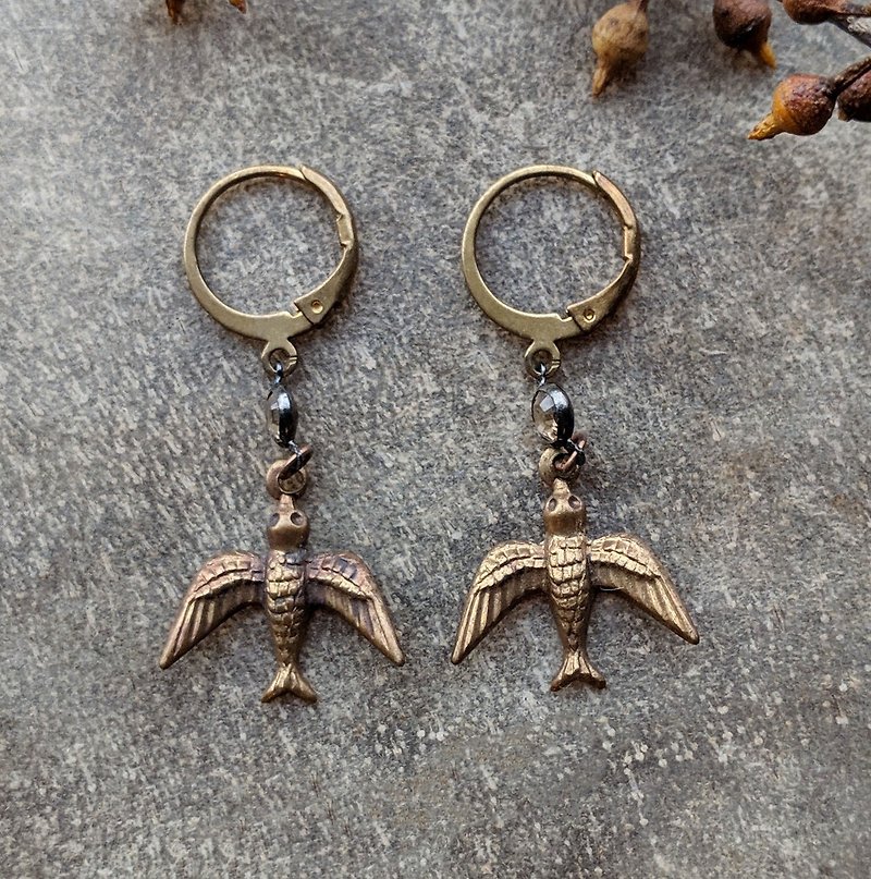 黃銅飛燕耳環 - 耳環/耳夾 - 銅/黃銅 