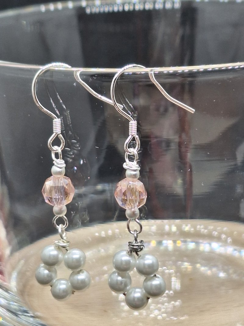 白貝奧地利水晶耳環 - 耳環/耳夾/耳骨夾 - 半寶石 