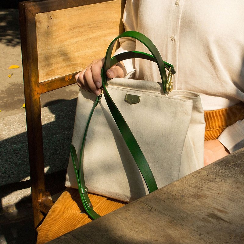 [Customized gift] ADay leather canvas cross-body bag/green (free custom engraving) - กระเป๋าแมสเซนเจอร์ - หนังแท้ สีเขียว