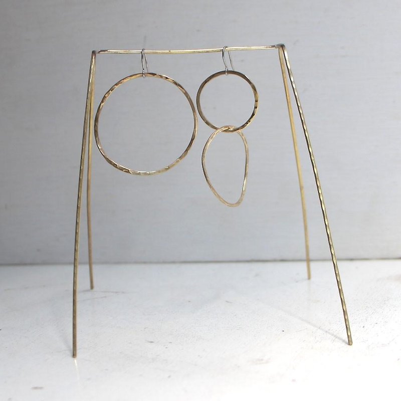真鍮ピアス ピタゴラス - 耳環/耳夾 - 其他金屬 金色