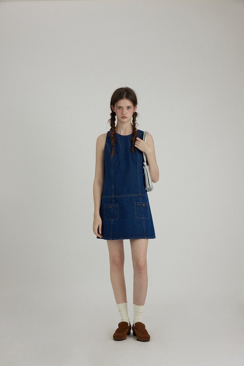 Nordic retro washed denim vest dress - ชุดเดรส - วัสดุอื่นๆ สีน้ำเงิน