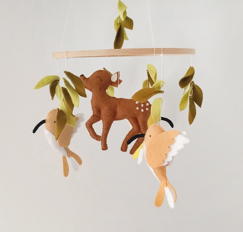 Deer hummingbird Baby Mobile For Nursery Decor,Felt Forest Crib Mobile Gift - 嬰幼兒玩具/毛公仔 - 其他材質 