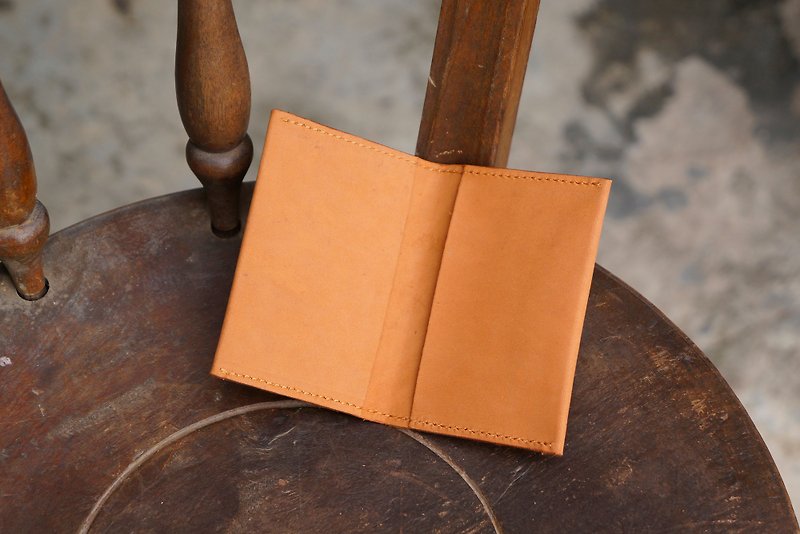 Double induction card holder mini card case top cowhide simple and customizable lettering exquisite packaging - ID & Badge Holders - Genuine Leather Orange