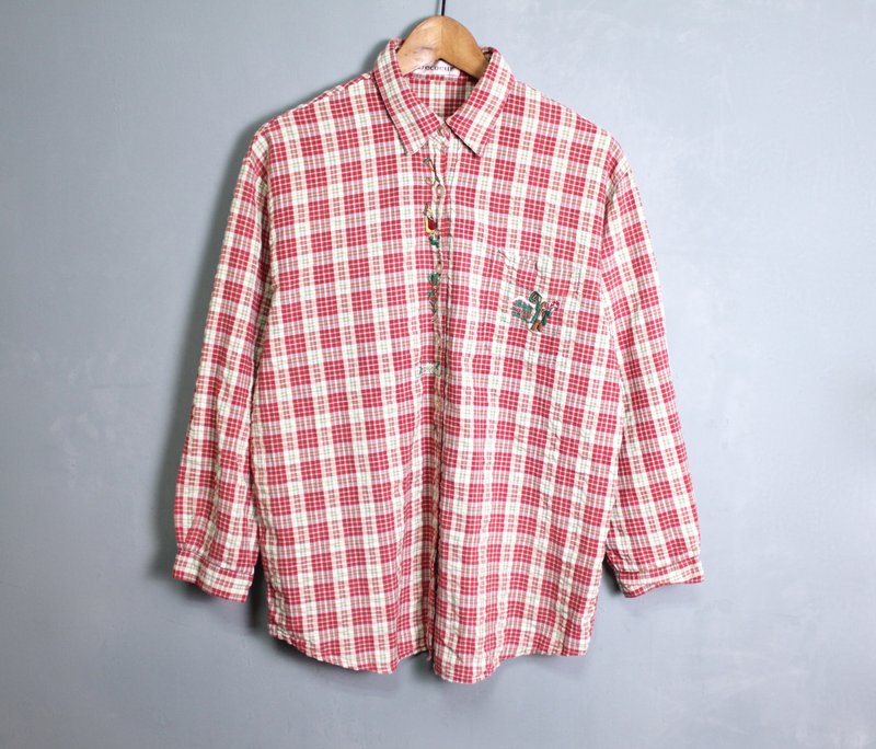 FOAK vintage red plaid pastoral embroidery shirt - Women's Shirts - Cotton & Hemp 