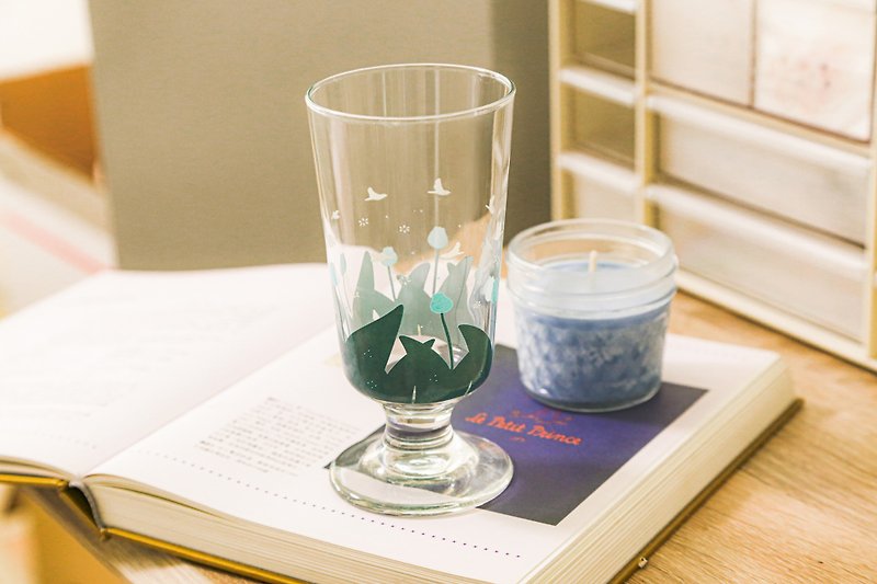 Circling white bird and flower dark green blue flower flower glass sundae glass birthday girlfriend gift - Cups - Glass 