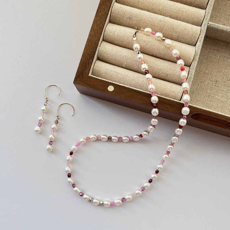 Cherry Blossom Pearl and Crystal Necklace Earring - สร้อยคอ - ไข่มุก ขาว