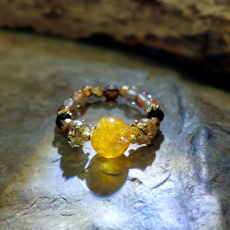 十一月誕生石戒指 | 金黃托帕石 | 紅銅髮晶 | 黑尖晶 | 彩膠花 | - 戒指 - 水晶 