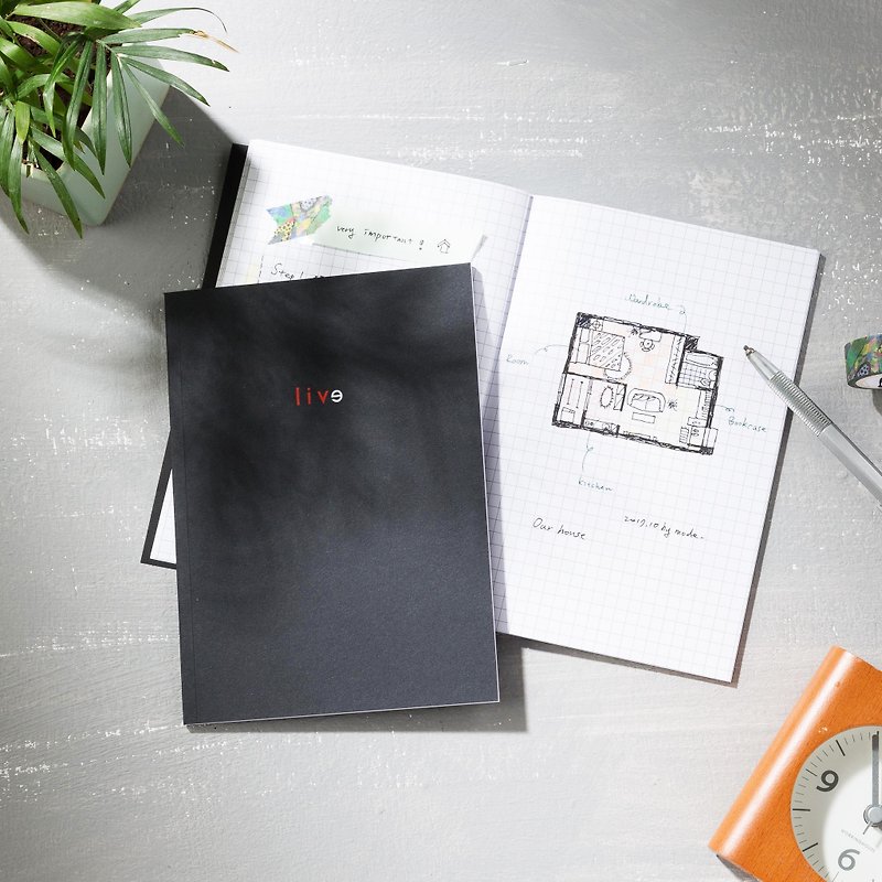 Mirror-looking text series notebook / pen for 4 models - สมุดบันทึก/สมุดปฏิทิน - กระดาษ สีดำ