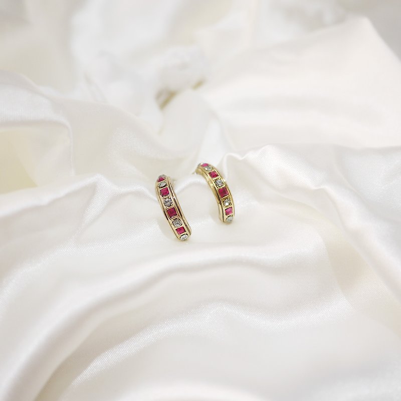 Delicate and elegant ruby half-ring earrings - ต่างหู - เครื่องเพชรพลอย สีแดง