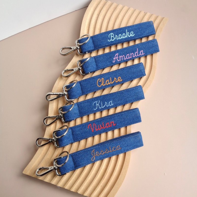 Personalized Embroidered Denim Keychain - 鑰匙圈/鑰匙包 - 其他材質 藍色