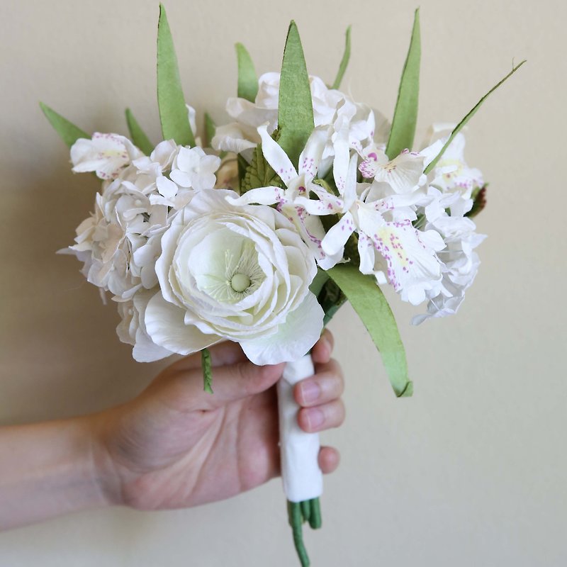 BS101 : ช่อดอกไม้ขนาดเล็ก สีขาวบริสุทธิ์ - งานไม้/ไม้ไผ่/ตัดกระดาษ - กระดาษ ขาว