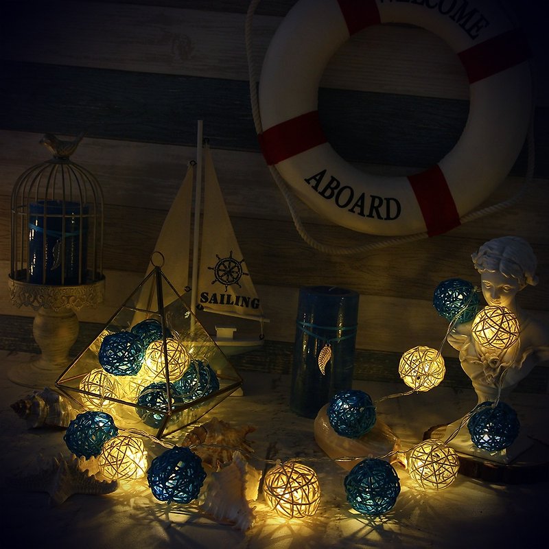 創意燈飾 籐球燈串 電池款 碧海藍天 長度2M LED氣氛燈 聖誕節 - 燈具/燈飾 - 竹 藍色