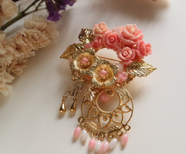 本珊瑚　彫刻品　花8 本珊瑚 彫刻品 花8
