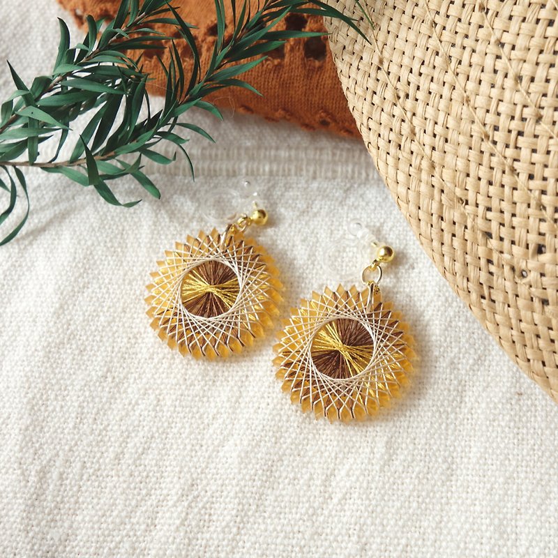 Deep orange sunflower earrings / silk / Geometric pattern / shipping free - ต่างหู - ผ้าไหม สีส้ม