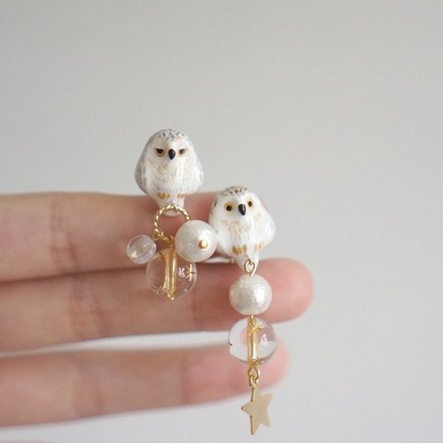 One-horned Forest Store-Dream Snow Owl Pair of Ear Pins or Ear Clips