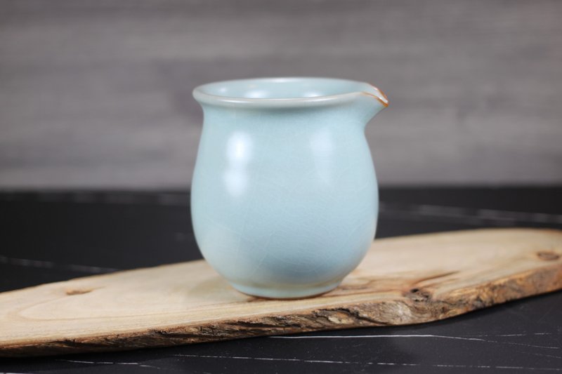 【送禮好物】300~340ml 汝窯 手拉坯 無把茶海 名家葉敏祥手作 - 茶壺/茶杯/茶具 - 瓷 