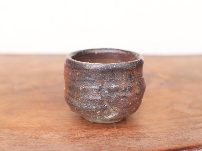 Bizen ware sake cup gi-012 - แก้วไวน์ - ดินเผา สีนำ้ตาล