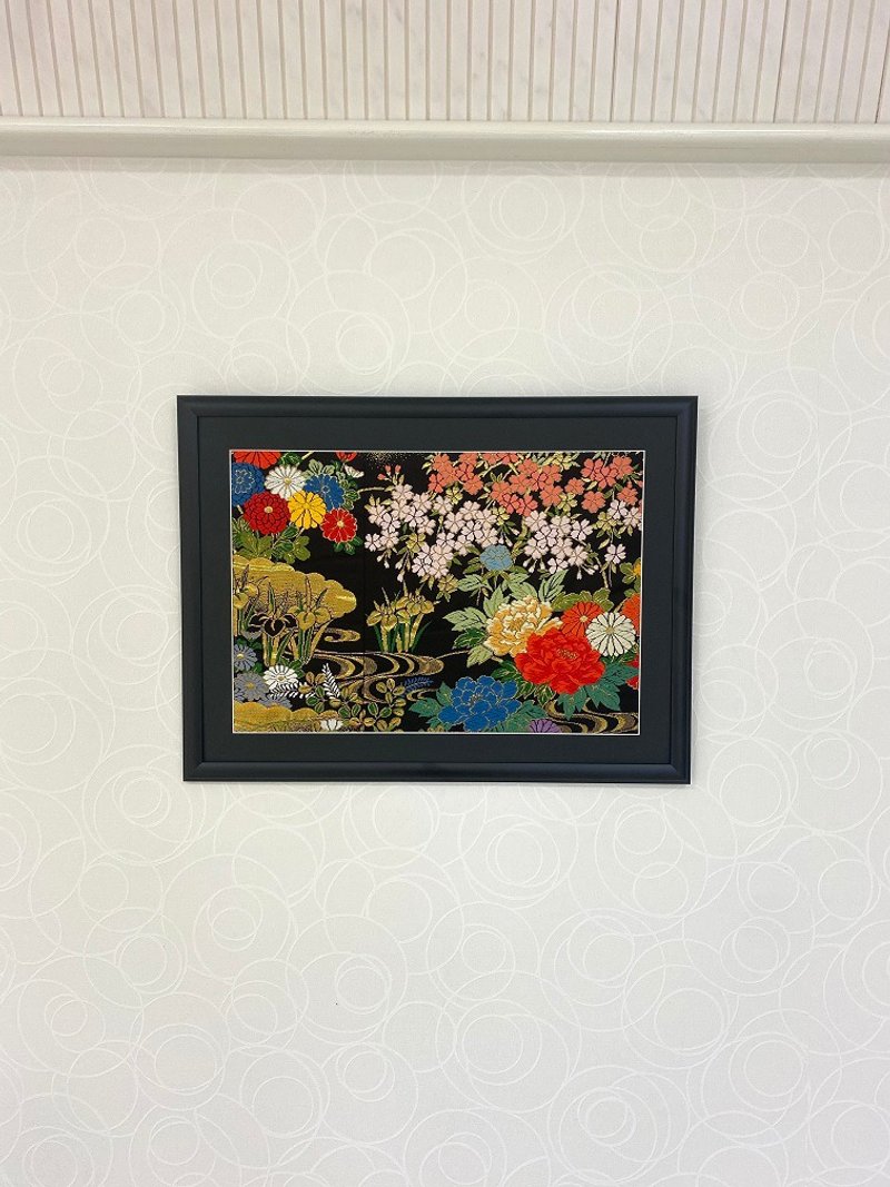 額装101　刺繍着物 花 和モダン 和風インテリア プレゼント 結婚祝 新築祝 長寿祝 縁起物 額装インテリア made in japan - 壁貼/牆壁裝飾 - 絲．絹 黑色