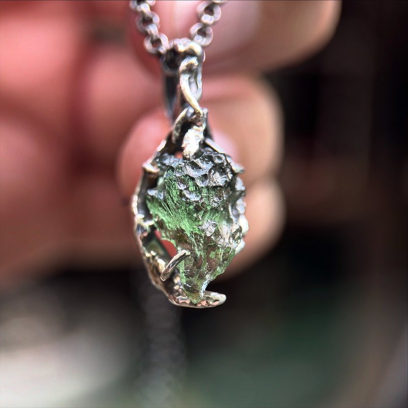 Moldavite / 捷克隕石 / 護符 - 項鍊 - 半寶石 綠色