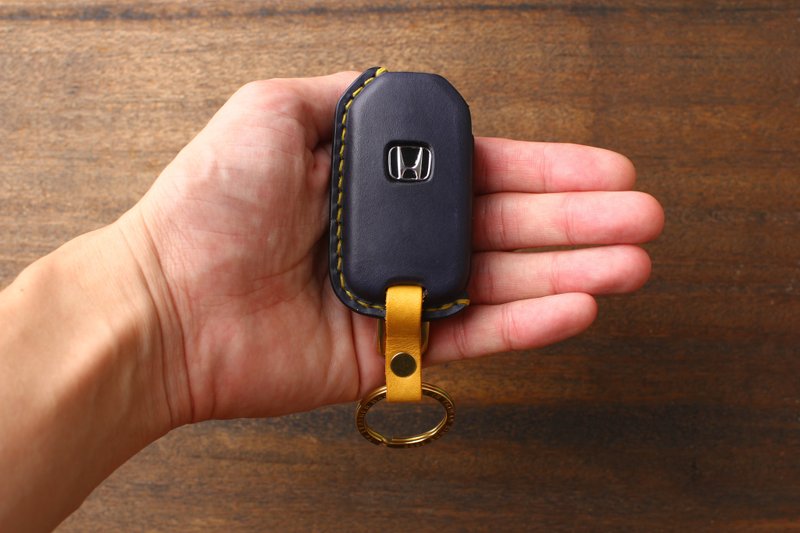 Tea leather Honda plug-in car key cover HONDA CRV FIT HRV customization - ที่ห้อยกุญแจ - หนังแท้ 