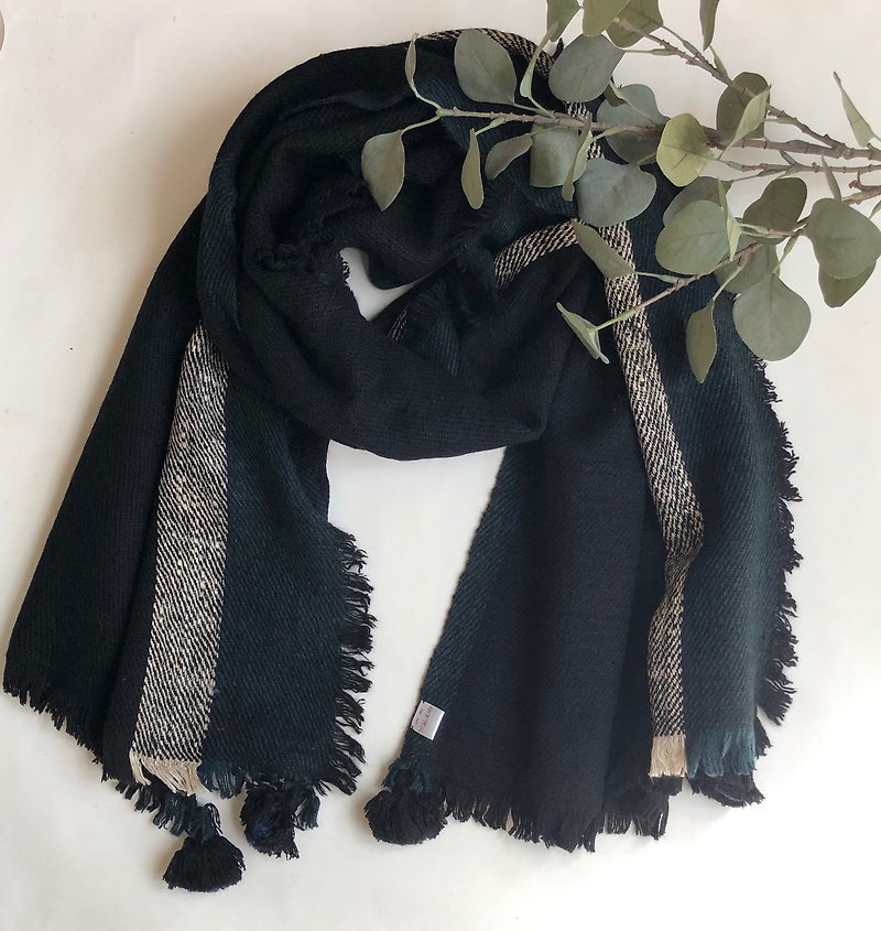 暖かい〜ヤクウール手織りのショール - スカーフ - ウール ブラック