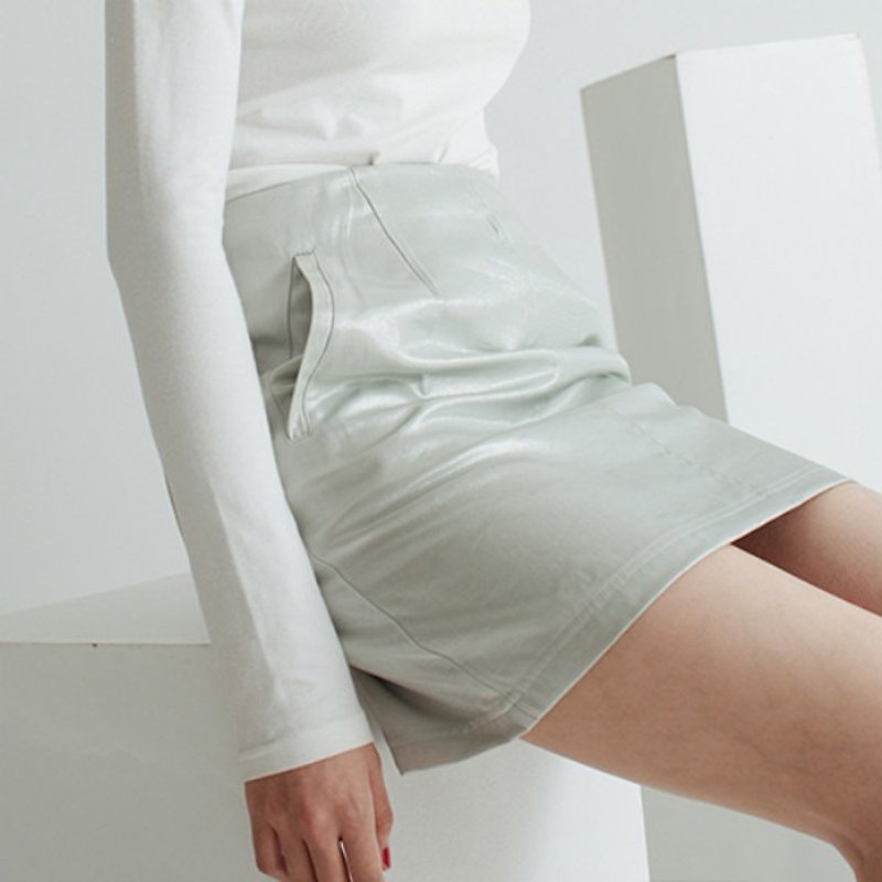 Deep space green and white light-sensitive A word skirt Slim ring behind zipper design BigBang | Fan Tata independent design women's brands - Skirts - Polyester White