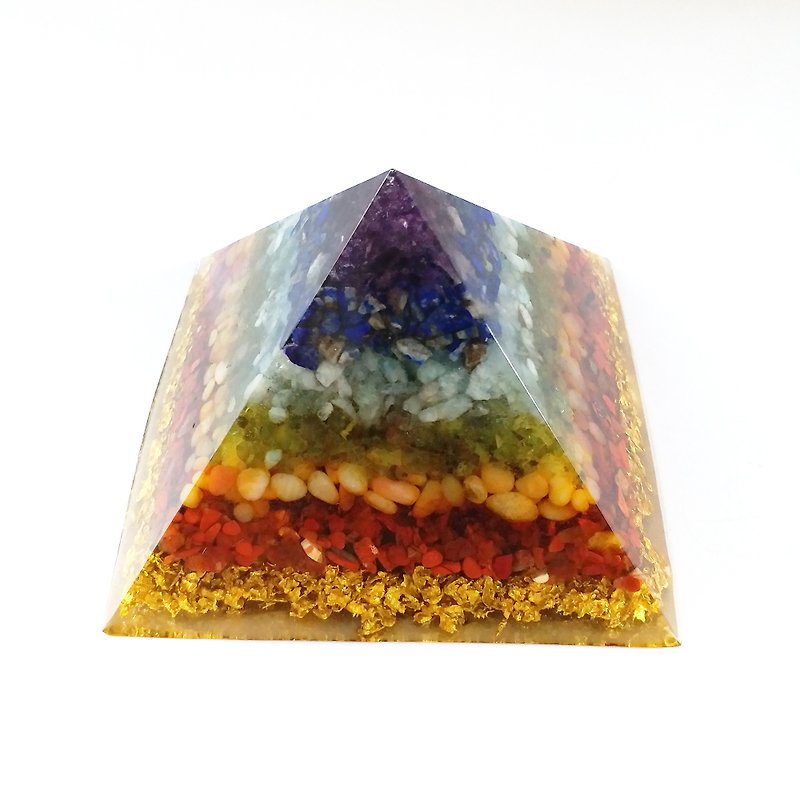 7 chakra crystal orgonite pyramid. Energy healing, chakra balance - Items for Display - Crystal Multicolor