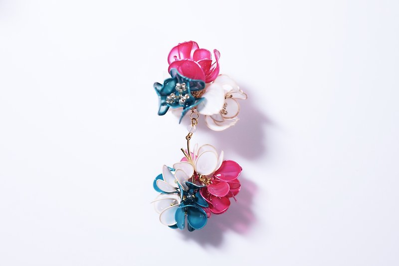 Hanakin Flower Gold Flamenco Peach Green Handmade Jewelry Earring Single - Earrings & Clip-ons - Resin Multicolor