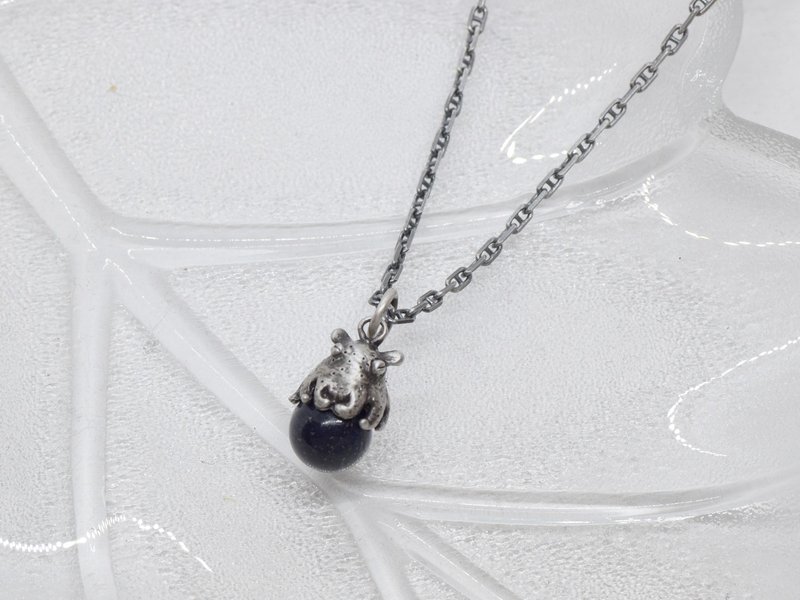 Limited to one item, Octopus ball pendant, lapis lazuli, silver chain - สร้อยคอ - โลหะ สีเงิน