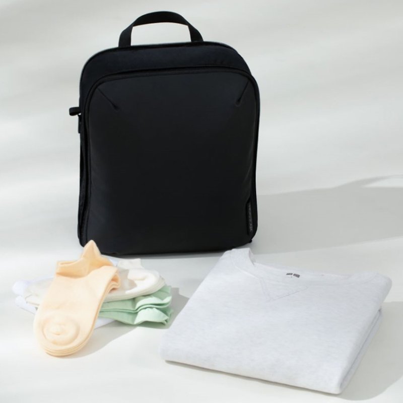 XD Design Eco Flex Packing Cube 環保衣物壓縮收納包 - 化妝包/收納袋 - 其他人造纖維 黑色