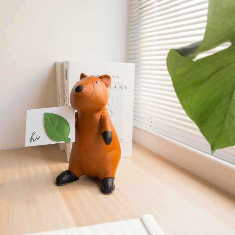 【書擋】澳洲短尾矮袋鼠 Quokka  皮革動物擺飾  | 入厝禮物 - 擺飾/家飾品 - 人造皮革 多色
