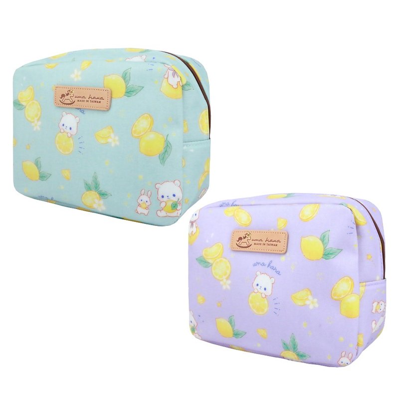 Made in Taiwan, travel universal storage cosmetic bag, waterproof square cosmetic bag - กระเป๋าเครื่องสำอาง - วัสดุกันนำ้ 