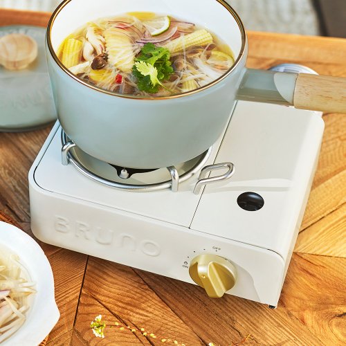 Japanese BRUNO mini cassette stove (ivory white) - Shop brunotaiwan Kitchen  Appliances - Pinkoi